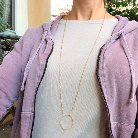 New Gold plated necklace circle pendant Valentines Day best gift - Picture 5 of 8